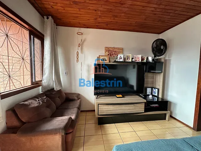 Casa 3 quartos e 2 banheiros, à venda, no bairro São Sebastião em Fraiburgo