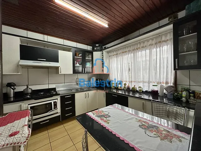 Casa 3 quartos e 2 banheiros, à venda, no bairro São Sebastião em Fraiburgo