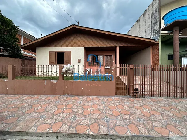 Casa 3 quartos e 2 banheiros, à venda, no bairro São Sebastião em Fraiburgo
