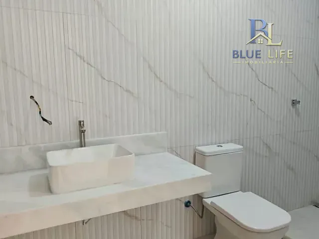 Casa com 200m² 3 quartos e 3 banheiros, à venda, no bairro Morada do Sol em Vila Velha