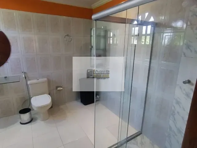 Casa com 840m² 4 quartos e 3 banheiros, à venda, no bairro Olivença em Ilhéus