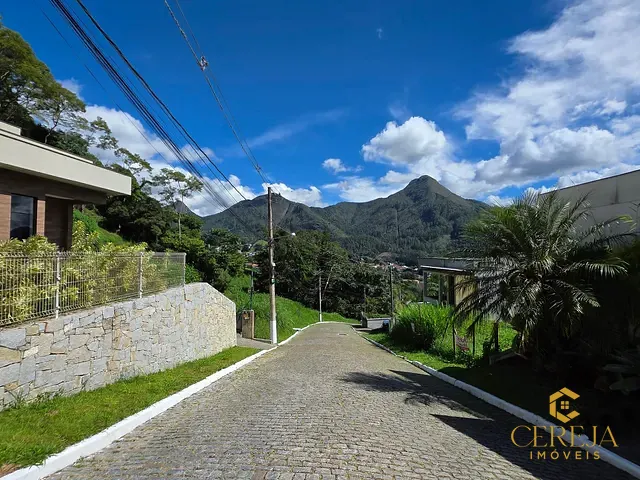 Casa com 161m² 3 quartos e 3 banheiros, à venda, no bairro Cônego em Nova Friburgo