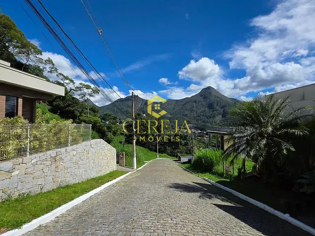 Casa com 161m² 3 quartos e 3 banheiros, à venda, no bairro Cônego em Nova Friburgo