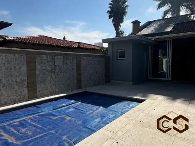 Casa com 390m² 4 quartos e 6 banheiros, à venda, no bairro Vila Inglesa em Indaiatuba