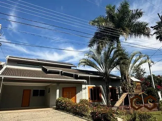 Casa com 390m² 4 quartos e 6 banheiros, à venda, no bairro Vila Inglesa em Indaiatuba