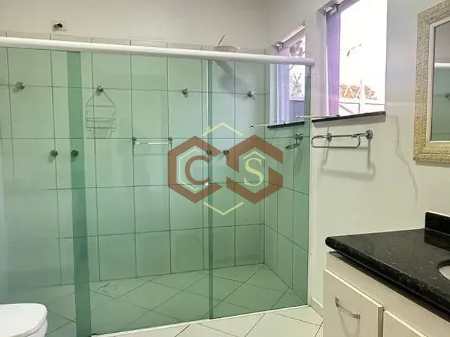 Casa com 390m² 4 quartos e 6 banheiros, à venda, no bairro Vila Inglesa em Indaiatuba
