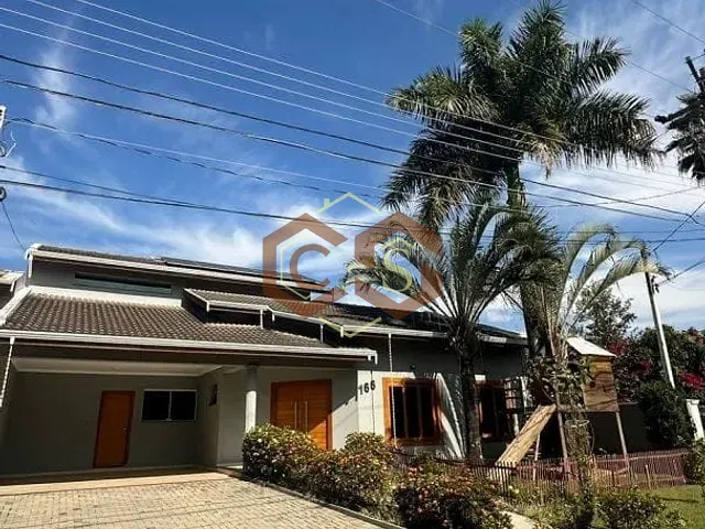 Casa com 390m² 4 quartos e 6 banheiros, à venda, no bairro Vila Inglesa em Indaiatuba