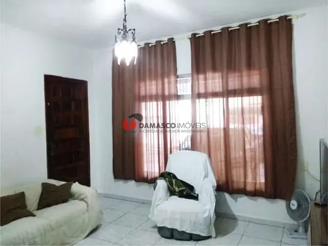 Casa com 110m² 2 quartos e 1 banheiro, à venda, no bairro Olímpico em São Caetano do Sul