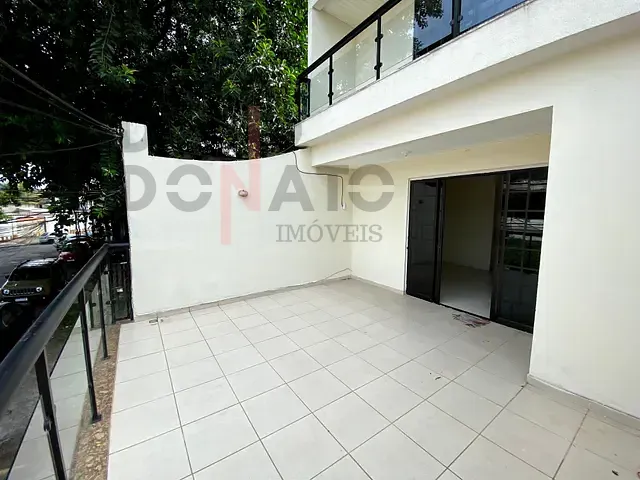 Casa 3 quartos e 3 banheiros, para alugar, no bairro Curicica em Rio de Janeiro