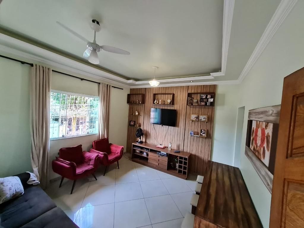 https://static.arboimoveis.com.br/CA0020_DISTRL/excelente-casa-em-lote-de-metros-no-coracao-do-sao-joao-batista1623256239893tccpq.jpg