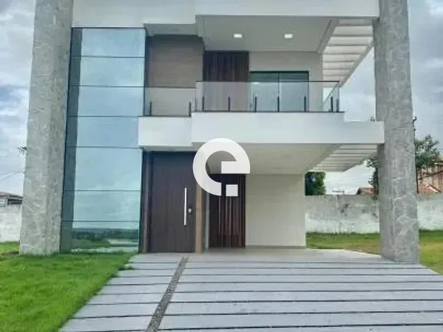 Casa com 283m², à venda, no bairro Mapiri em Santarém