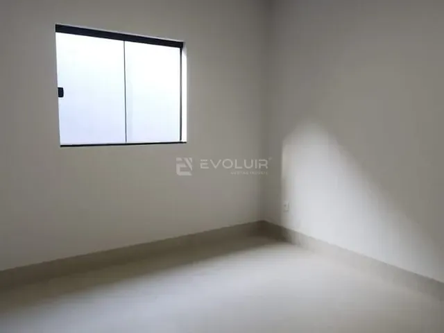 Casa 3 quartos e 2 banheiros, à venda, no bairro Jardim Boa Esperança em Aparecida de Goiânia