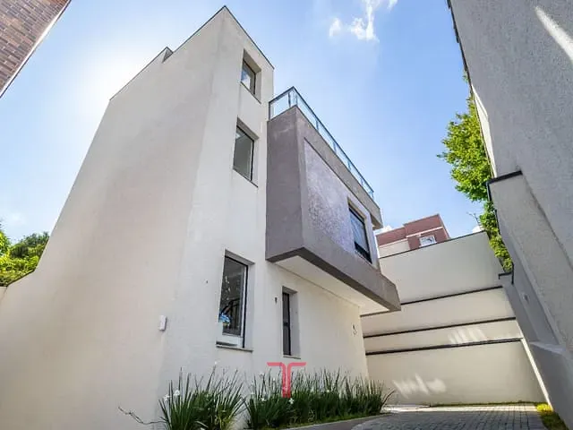 Casa com 117m² 3 quartos e 3 banheiros, à venda, no bairro Lindóia em Curitiba