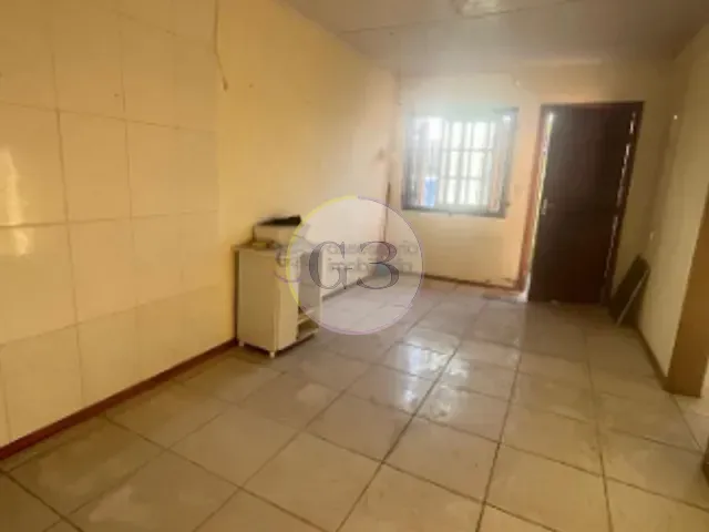 Casa 2 quartos e 1 banheiro, à venda, no bairro Vila Maria em Rio Grande