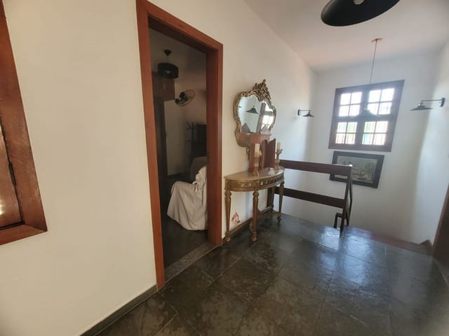 Casa com 600m² 5 quartos e 4 banheiros, à venda, no bairro Itaipu em Niterói