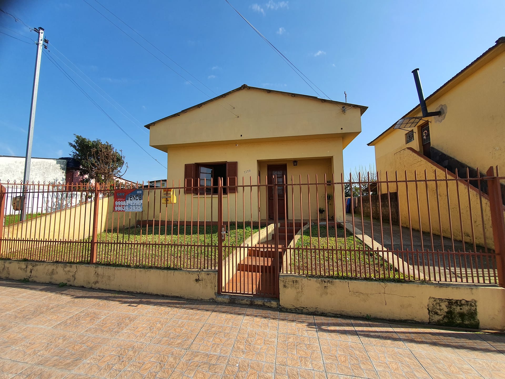 Casa de 3 quartos, no bairro Centro, em São Gabriel | Eu Corretor