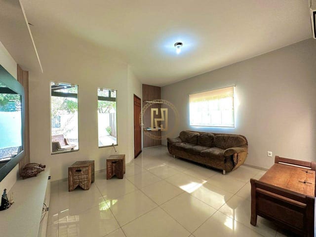 Casa com 356m², à venda, no bairro Residencial Flamboyant em Nova Mutum