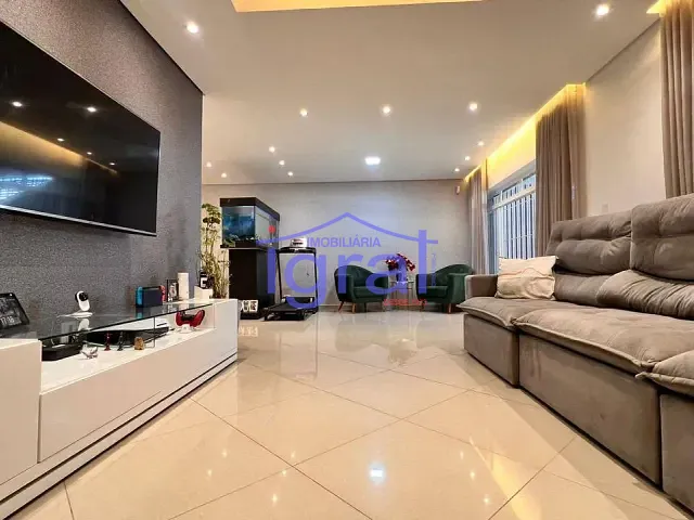 Casa com 330m² 3 quartos e 3 banheiros, à venda ou para alugar, no bairro Jardim Oriental em São Paulo