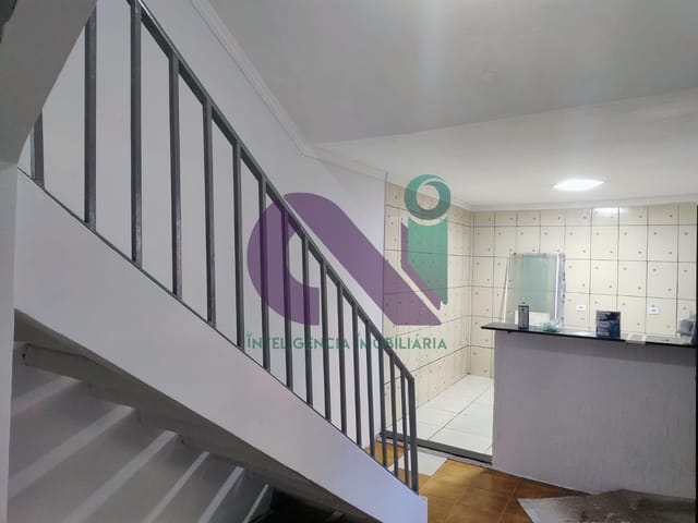 Casa 3 quartos e 1 banheiro, para alugar, no bairro Veloso em Osasco