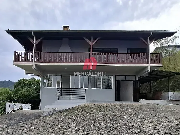 Casa para Locação 9 Quartos, 1 Suite, 3 Vagas, Bom Retiro, Blumenau - SC - foto 1