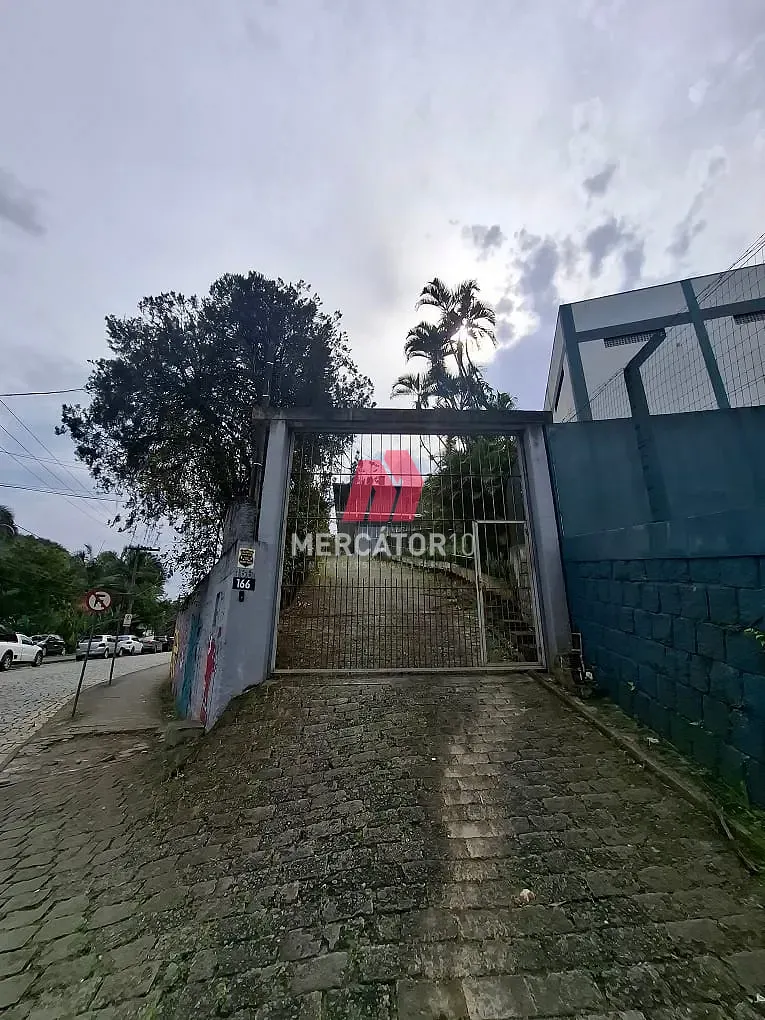 Casa para Locação 9 Quartos, 1 Suite, 3 Vagas, Bom Retiro, Blumenau - SC — foto 2