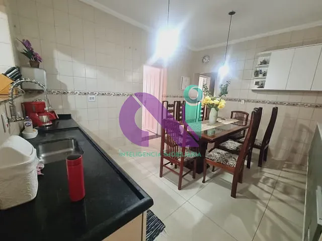 Casa com 214m² 3 quartos e 2 banheiros, à venda, no bairro Pestana em Osasco