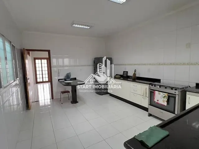 Casa 3 quartos e 3 banheiros, à venda, no bairro Jd Alvorada em Pederneiras