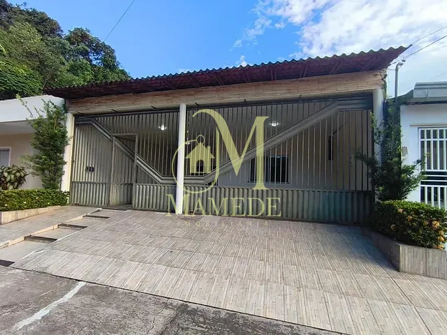 Casa 3 quartos e 2 banheiros, à venda, no bairro Centro em Ananindeua