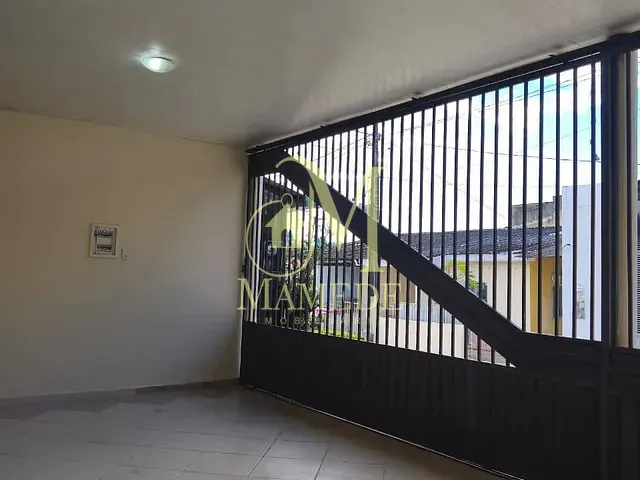 Casa 3 quartos e 2 banheiros, à venda, no bairro Centro em Ananindeua