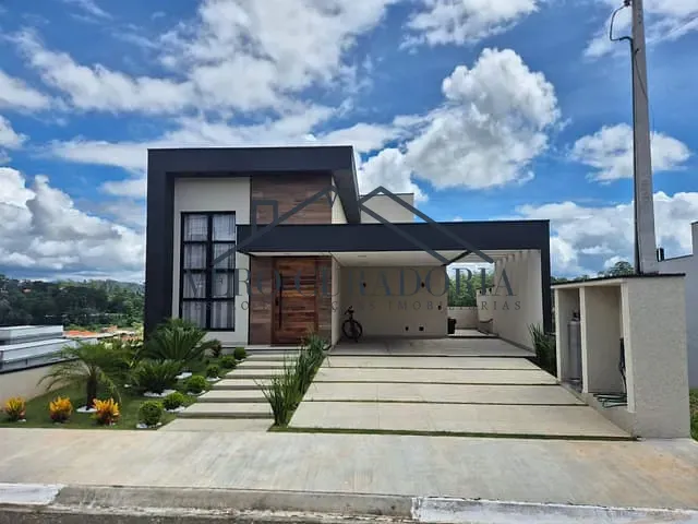 Casa 4 quartos e 5 banheiros, à venda, no bairro Sabaúna em Mogi das Cruzes