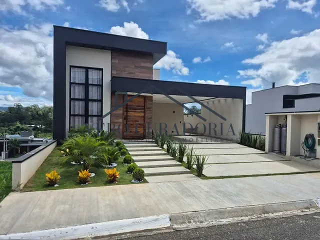 Casa 4 quartos e 5 banheiros, à venda, no bairro Sabaúna em Mogi das Cruzes