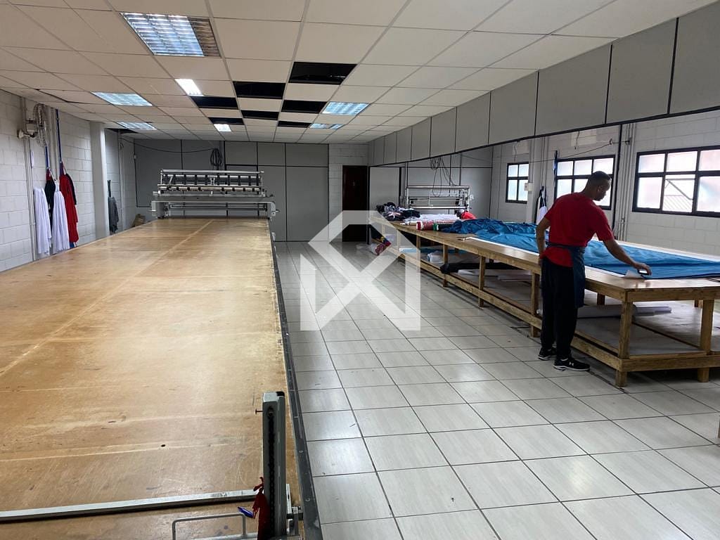 Casa à venda com 1 quarto, 850m² - Foto 13