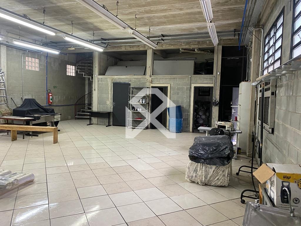 Casa à venda com 1 quarto, 850m² - Foto 20