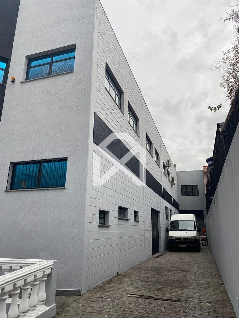 Casa à venda com 1 quarto, 850m² - Foto 2