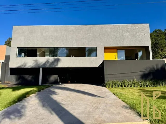Casa com 1350m² 4 quartos e 6 banheiros, à venda, no bairro Esperança em Londrina