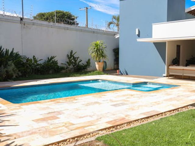 Casa com 747m², à venda, no bairro Condomínio Manoela em Araraquara
