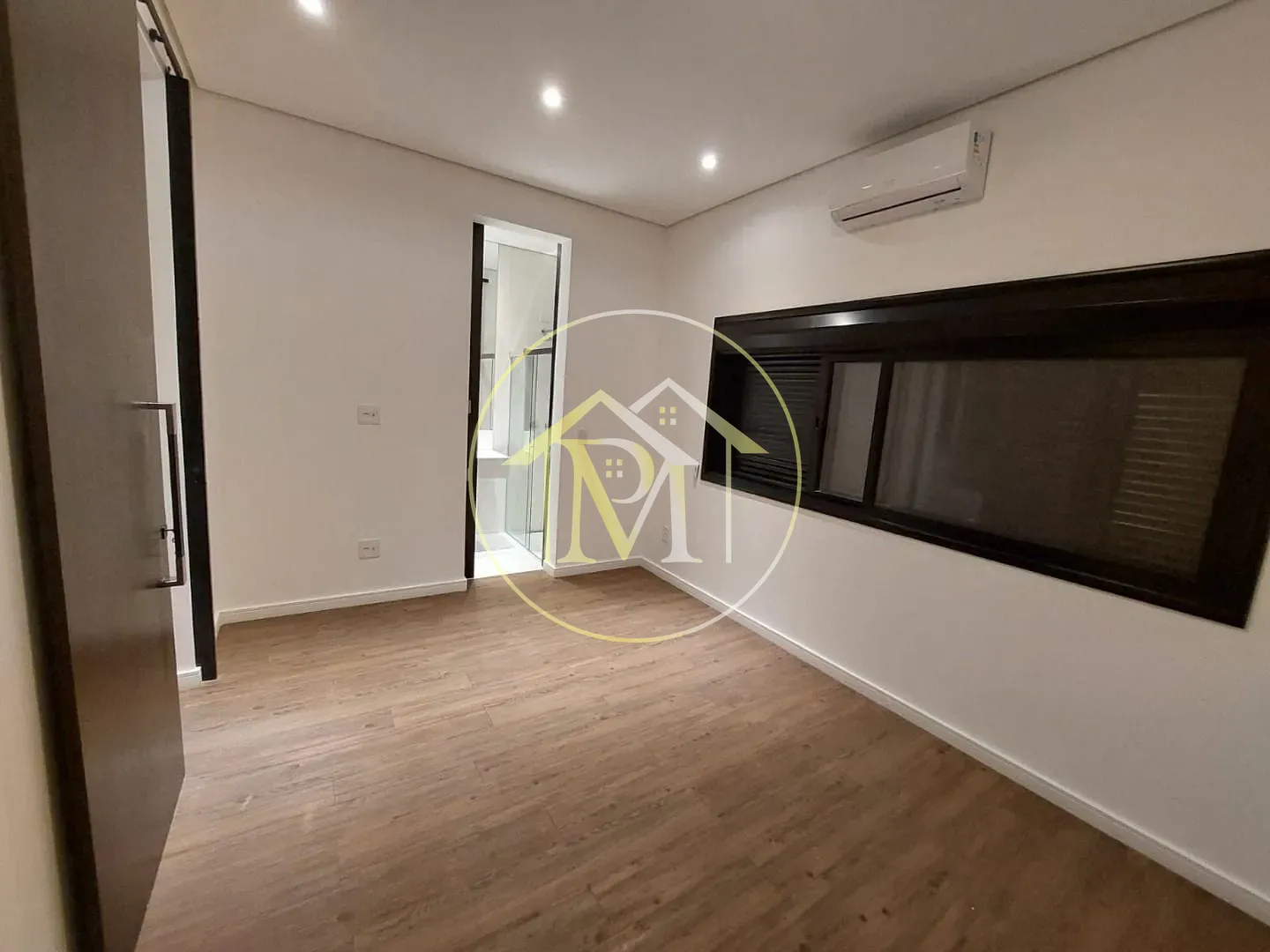 Casa, 3 quartos, 250 m² - Foto 11