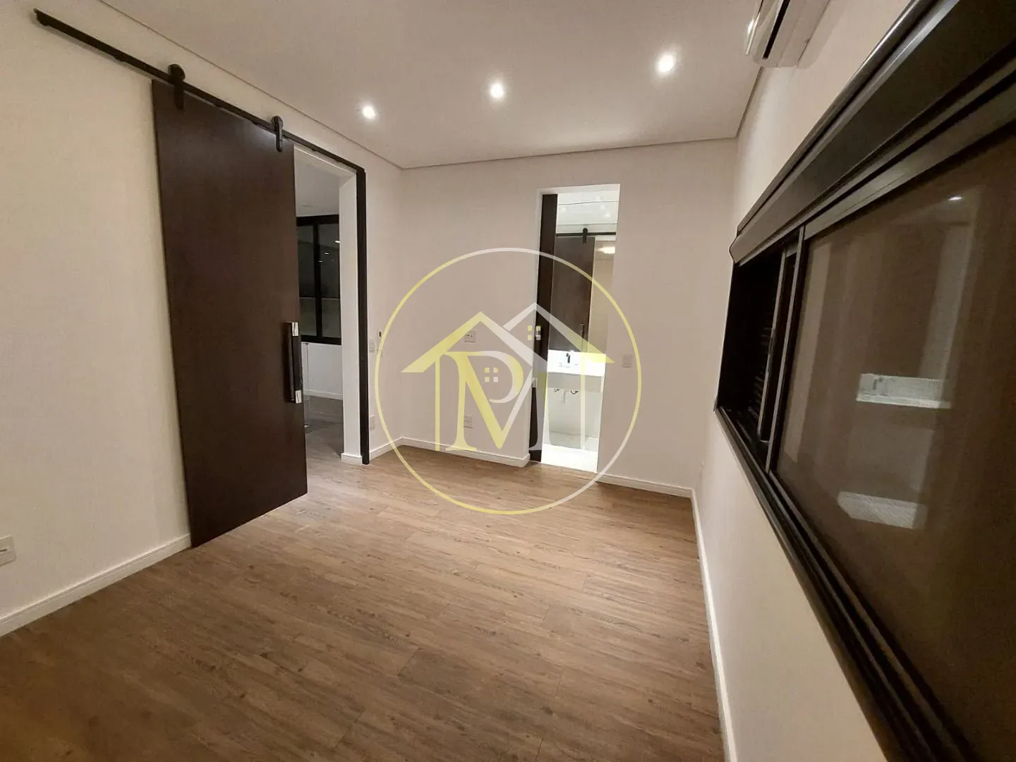 Casa, 3 quartos, 250 m² - Foto 14