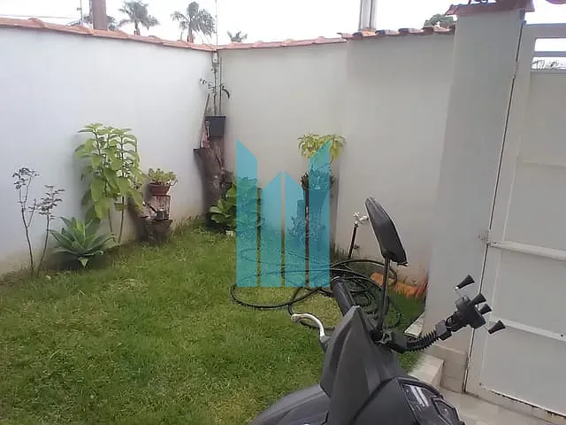 Casa 3 quartos e 4 banheiros, à venda, no bairro Estância Poços de Caldas em Poços de Caldas