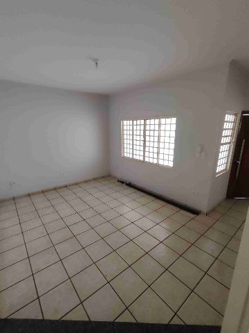 Casa 3 quartos e 5 banheiros, à venda, no bairro Centro em Fernandópolis