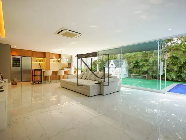 Casa com 600m² 3 quartos e 6 banheiros, à venda ou para alugar, no bairro Chácara Santo Antônio (Zona Sul) em São Paulo