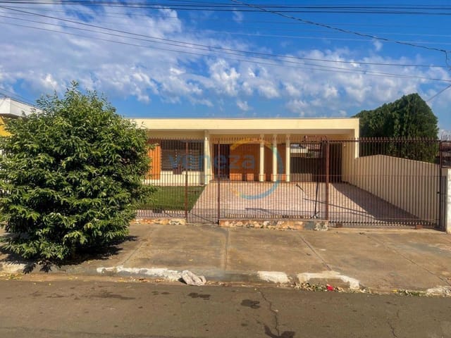 Casa com 536m² 3 quartos e 3 banheiros, à venda, no bairro Jardim Shangri-la A em Londrina