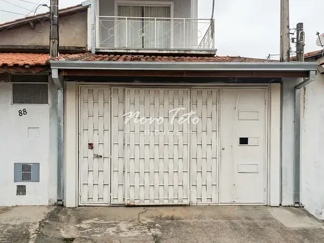 Sobrado 3 quartos e 2 banheiros, para alugar, no bairro Jardim Paraíso do Sol em São José dos Campos