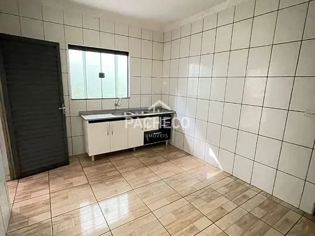 Casa com 150m² 3 quartos e 1 banheiro, à venda, no bairro Parque Nova Carioba em Americana