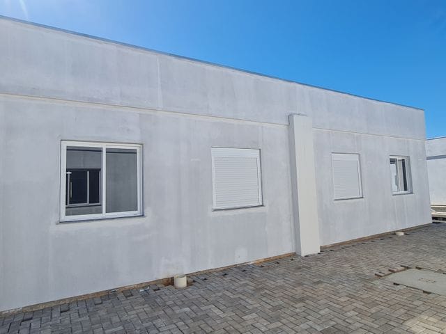Casa com 45m² 2 quartos e 1 banheiro, à venda, no bairro Florida em Guaíba