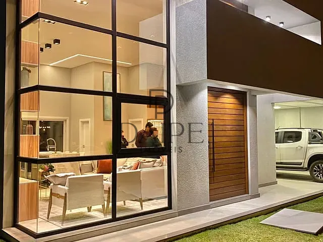 Casa com 350m² 4 quartos e 4 banheiros, à venda, no bairro Araça em Capão da Canoa