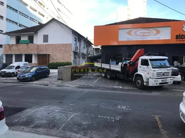 Casa com 1000m², para alugar, no bairro Canela em Salvador
