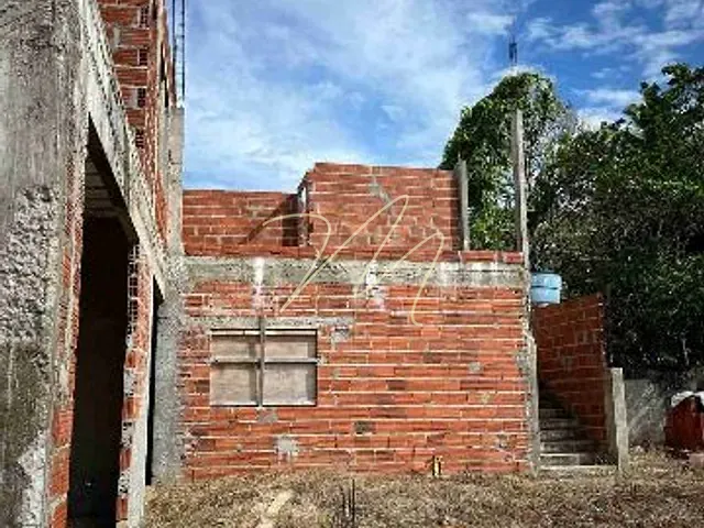 Casa com 3700m² 4 quartos e 3 banheiros, à venda, no bairro centro  em Una
