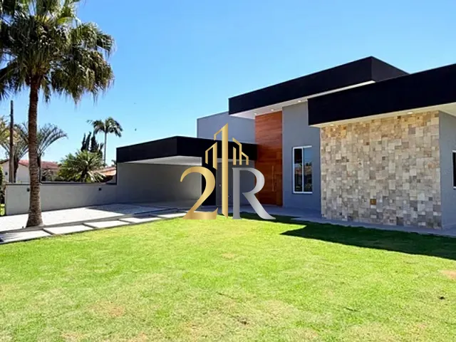 Casa com 940m² 3 quartos e 4 banheiros, à venda, no bairro Fazenda da Ilha em Embu-Guaçu