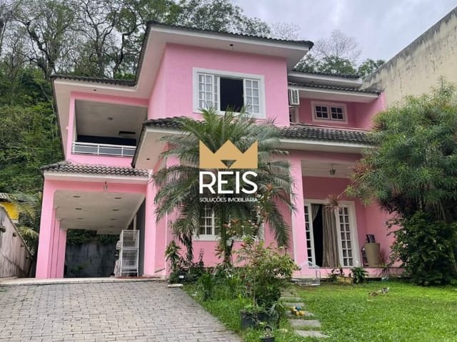 Casa com 420m², à venda, no bairro Campo Grande em Rio de Janeiro